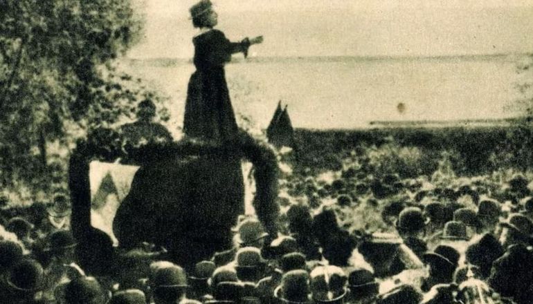 Arbeiterführerin, Feministin und Kommunistin Rosa Luxemburg.